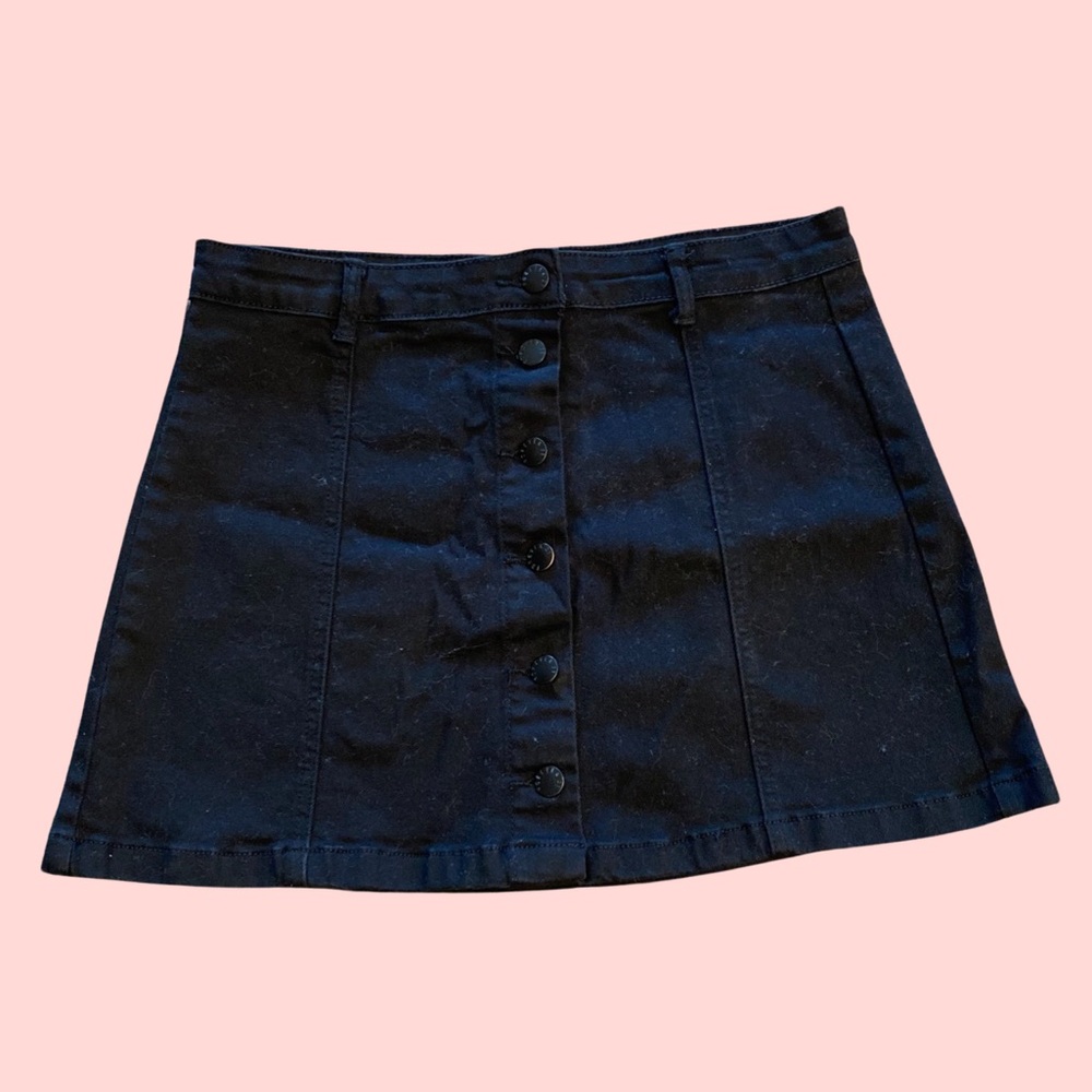 Forever 21 Women’s Black Button-up Skirt- Size 29